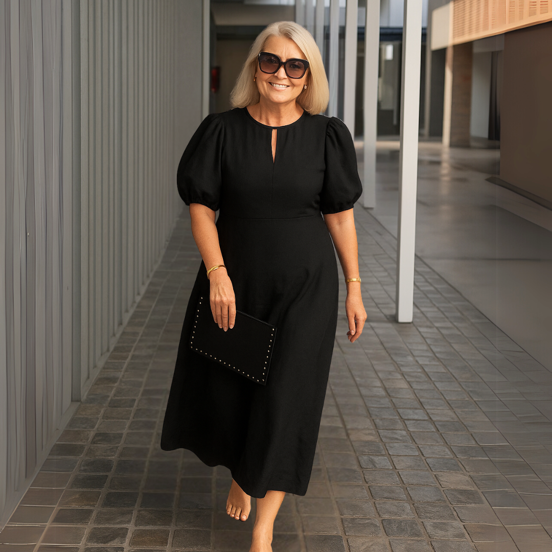 Catalina - Elegant solid dress with V-neckline