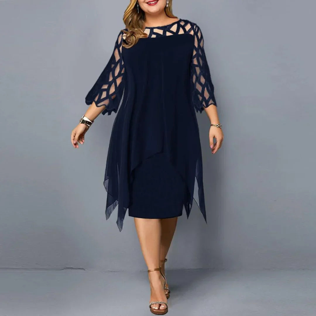 Laurienne - Plus Size Flowing Midi Dress