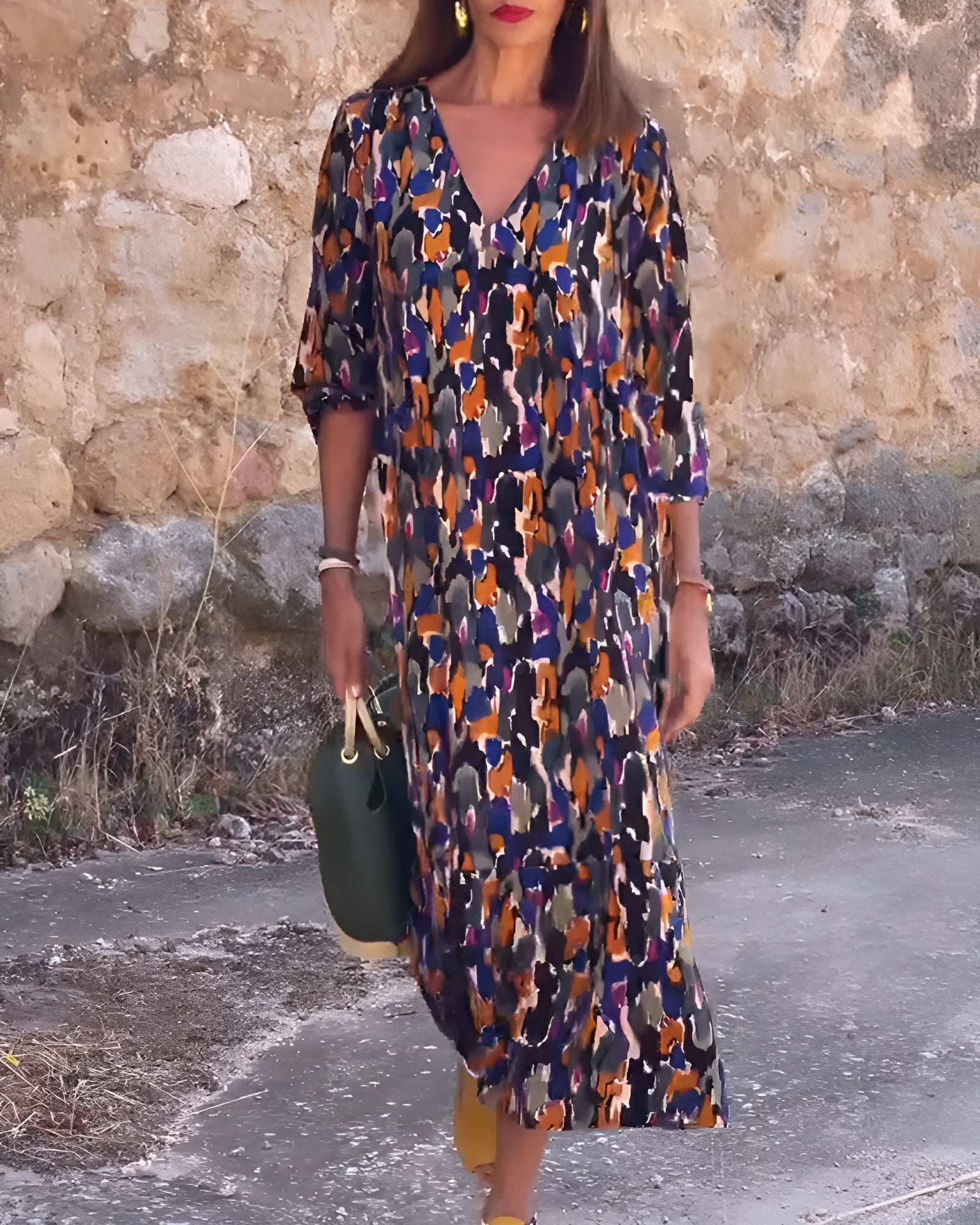 Lorina - Retro printed V-neck dress