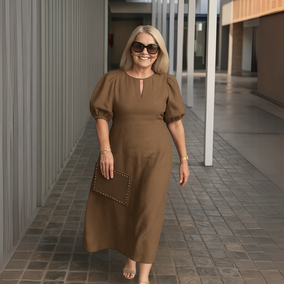 Catalina - Elegant solid dress with V-neckline