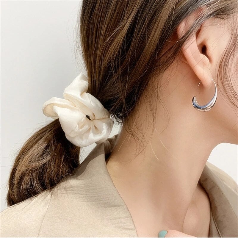 Luxury gold and silver earrings