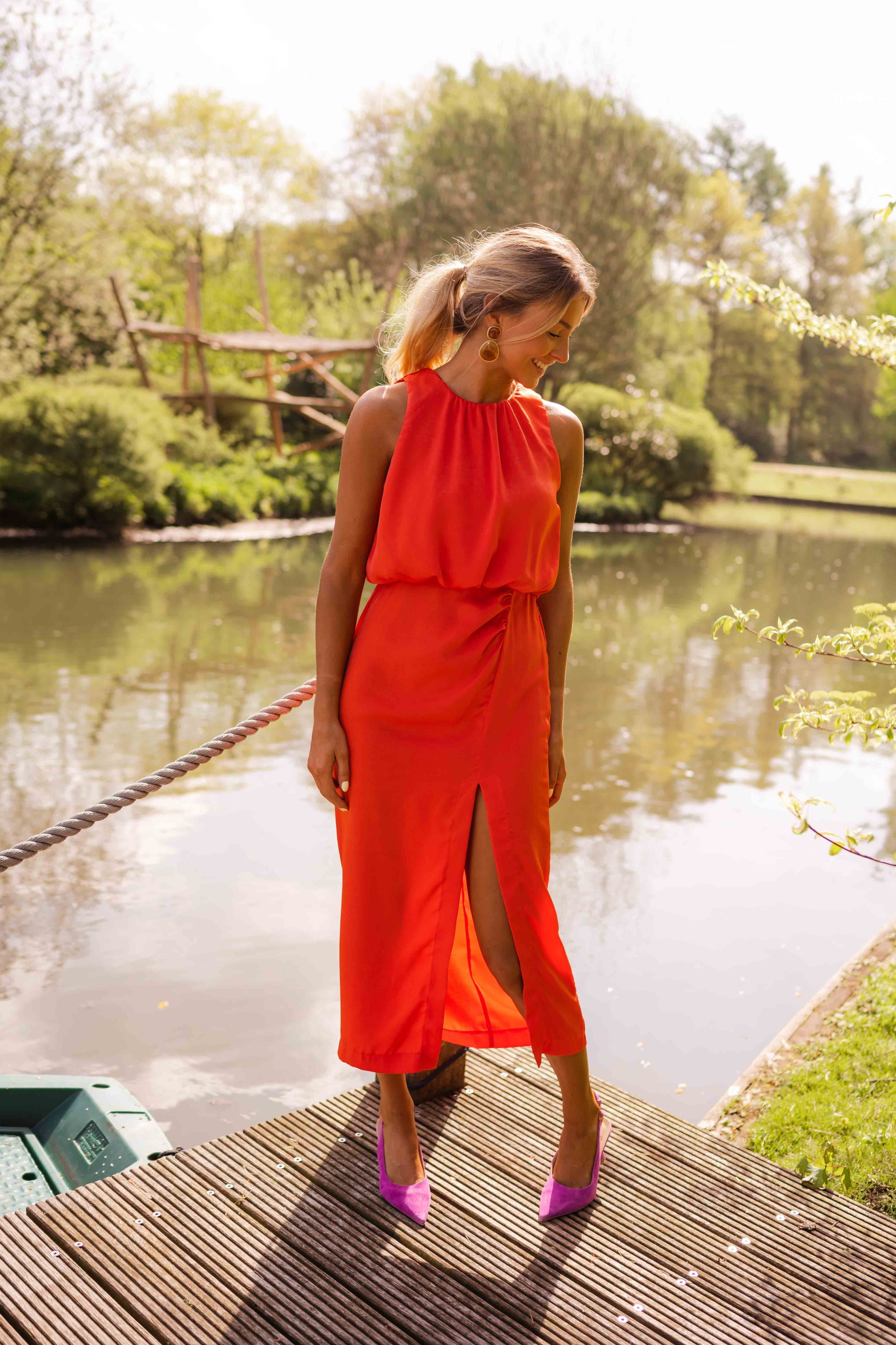 Anavella - Elegant Summer Midi Dress with a Flowing and Refined Design