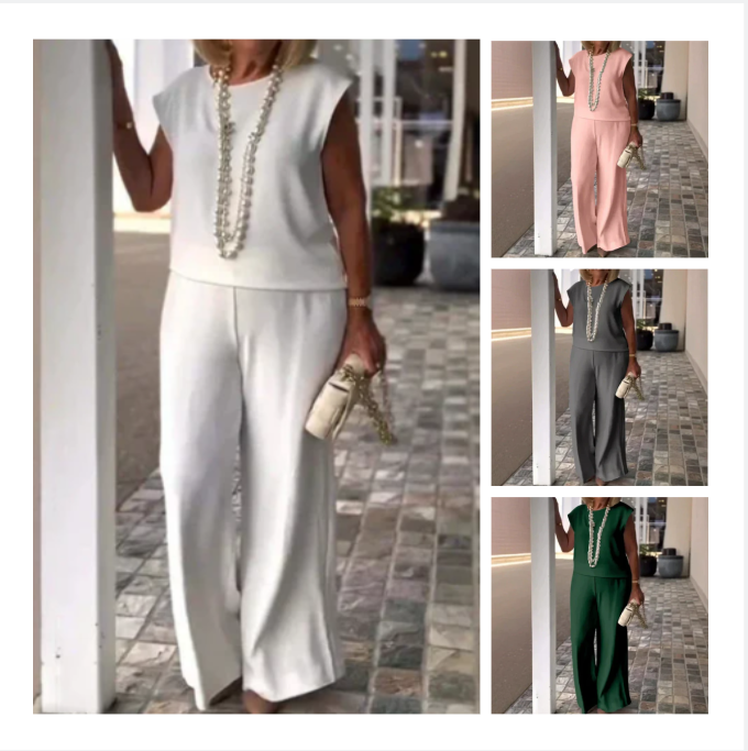 Anissa - Women's Sleeveless Top and Round Neck Pants