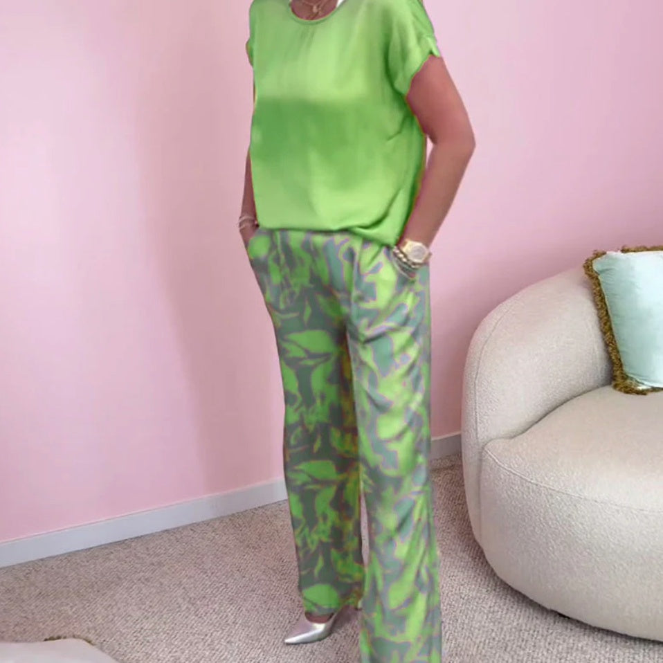 Malika - 2-Piece Set: Top & Wide Printed Pants