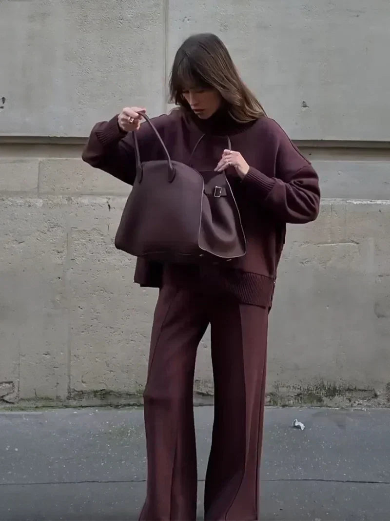 Brenara - Relaxed Fit Sweatshirt Set