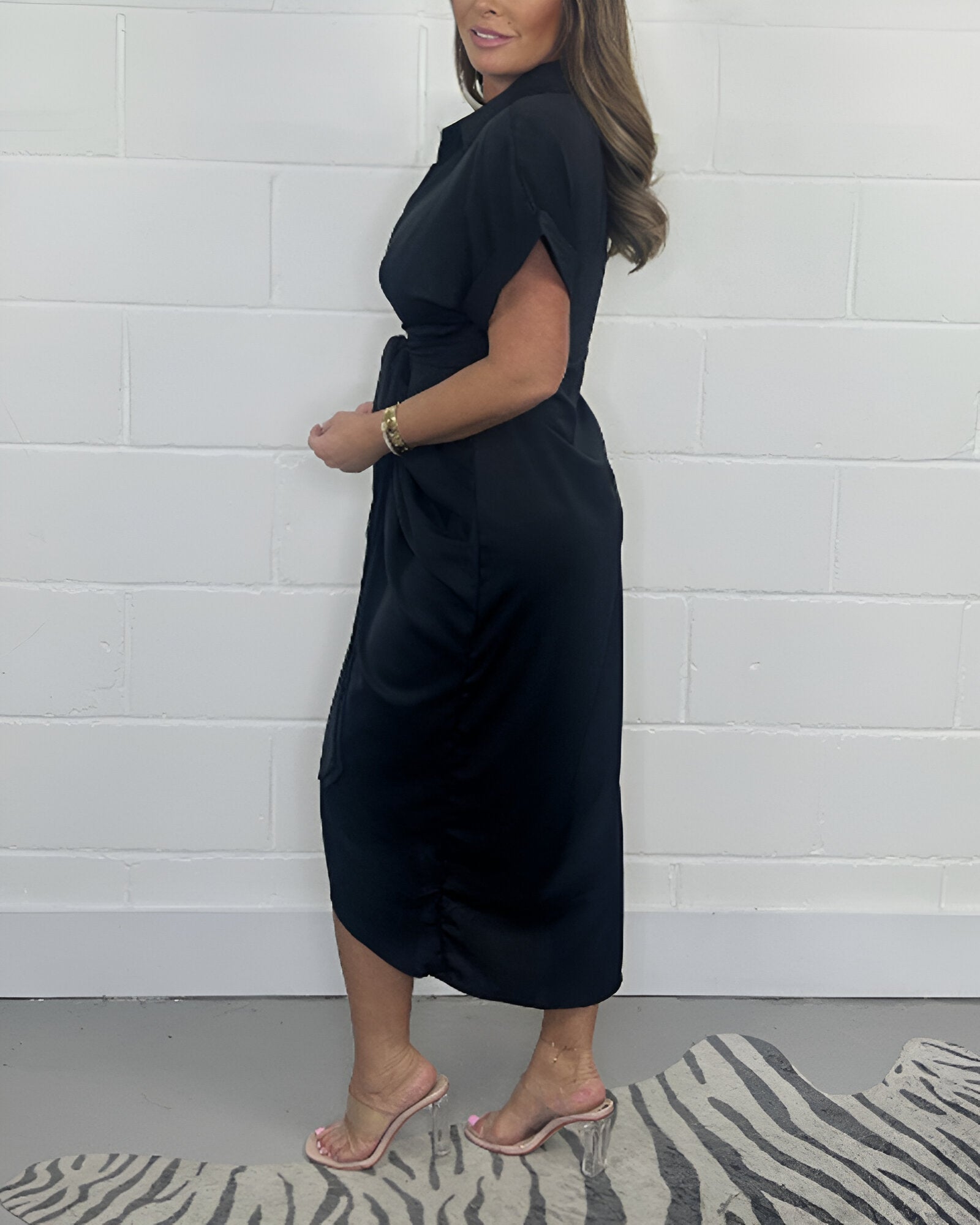 Nirella - Elegant pleated dress