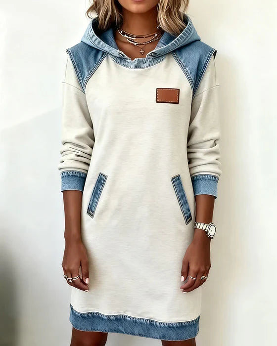 Lunariae - Casual dress with contrasting hood