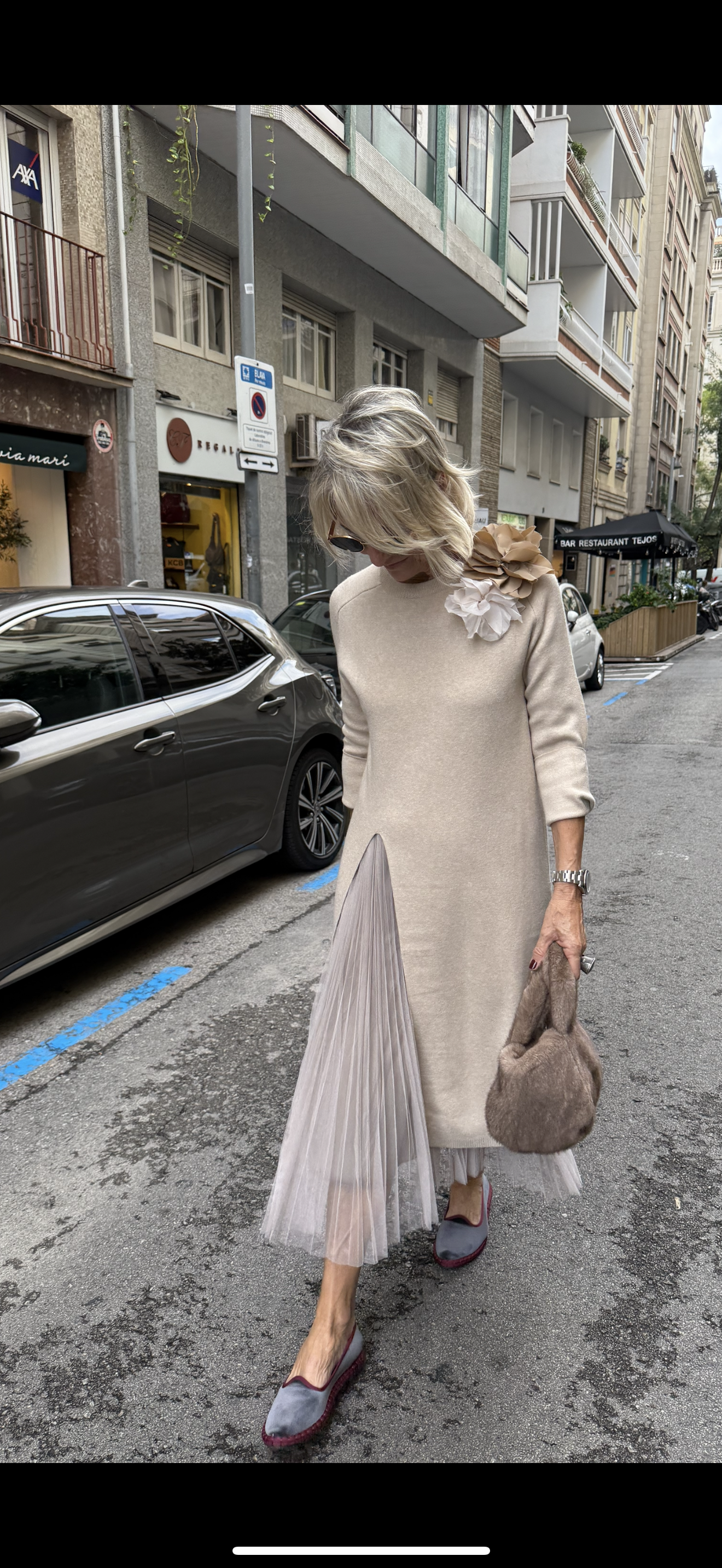 Gwenirra - Elegant Knitted Tulle Dress