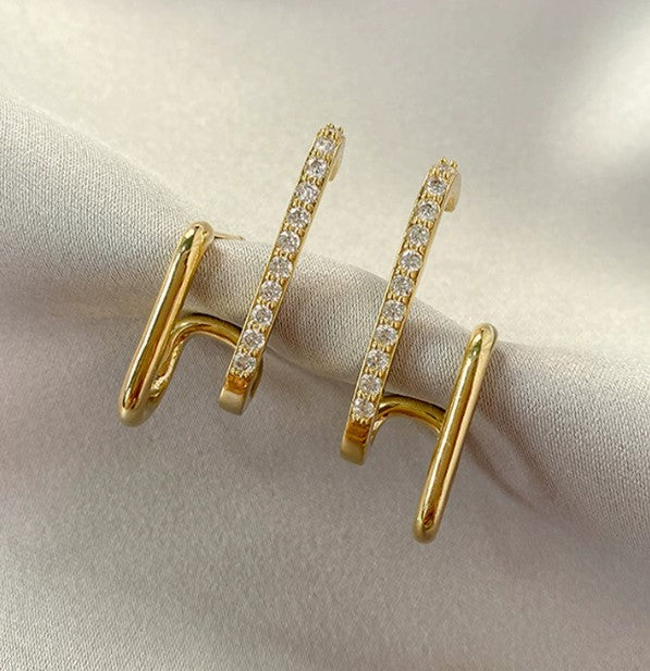 18K Gold Earrings with Claw Crystals