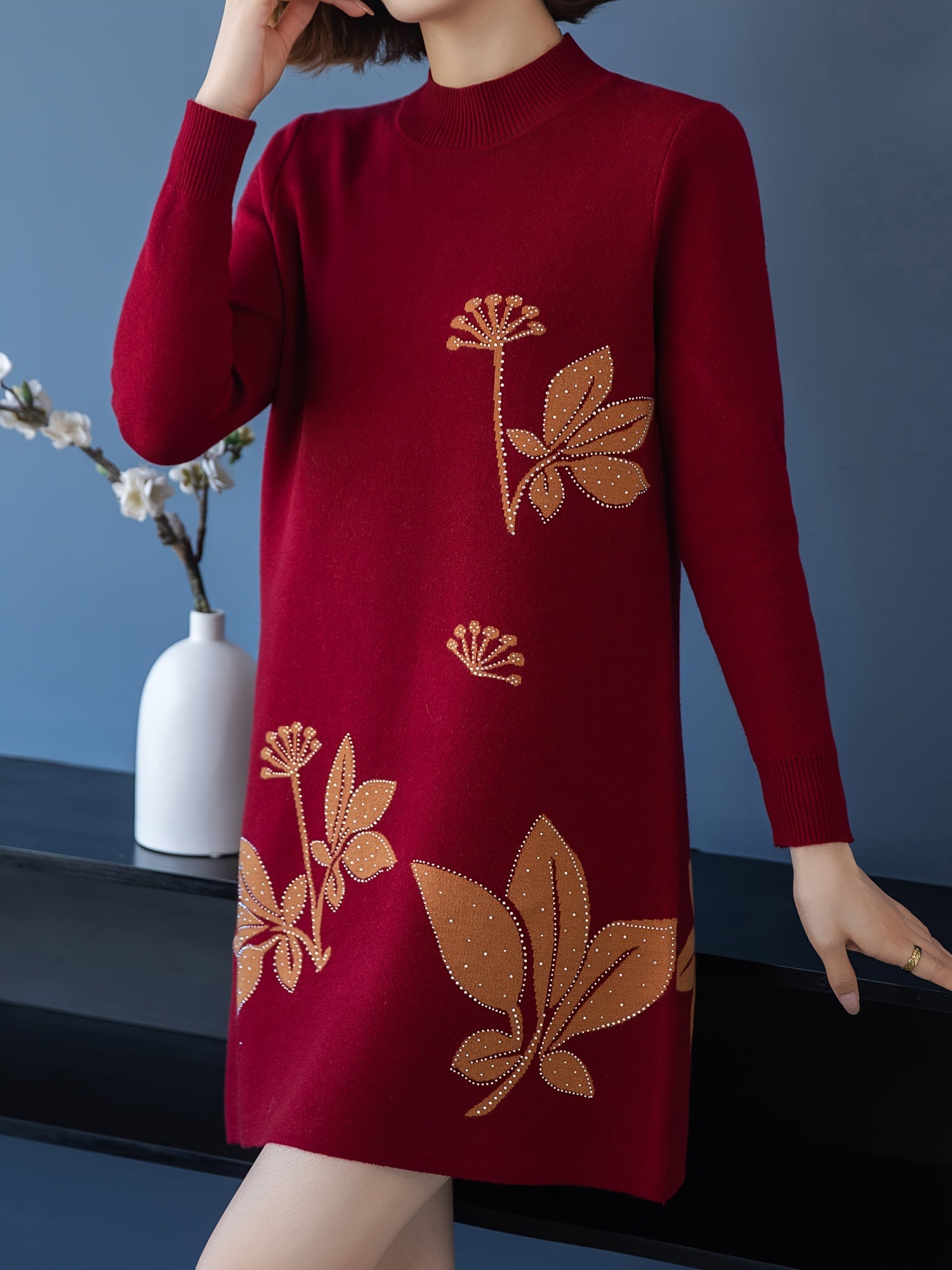 Lourdes - Elegant floral sweater dress with round neck