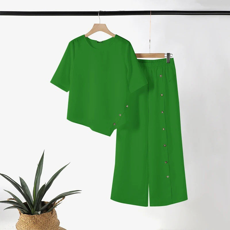 Amelina - Coordinated Set with Buttons for an Elegant and Casual Style