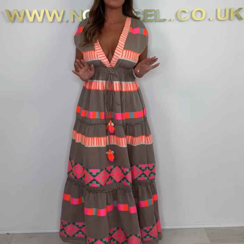 Valeria - Sleeveless Dress with Vintage Striped Pattern and V-Neckline